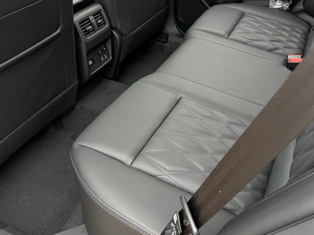 New 2026 Nissan Rogue Platinum image 19