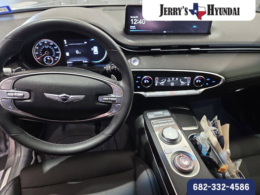 Used 2025 Genesis GV70 2.5T AWD/4WD image 8