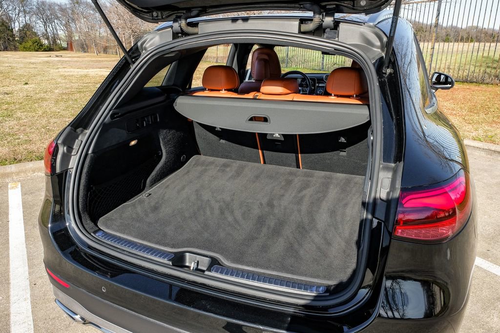 Used 2023 Mercedes-Benz GLC 300 GLC 300 image 59