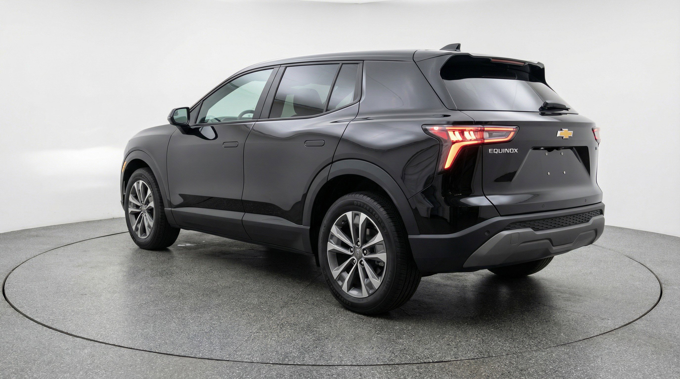 Used 2025 Chevrolet Equinox LT image 6