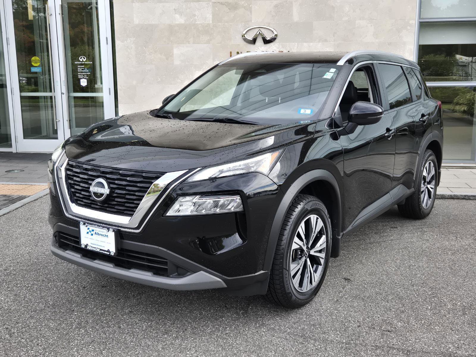 Used 2022 Nissan Rogue SV w/ SV Premium Package