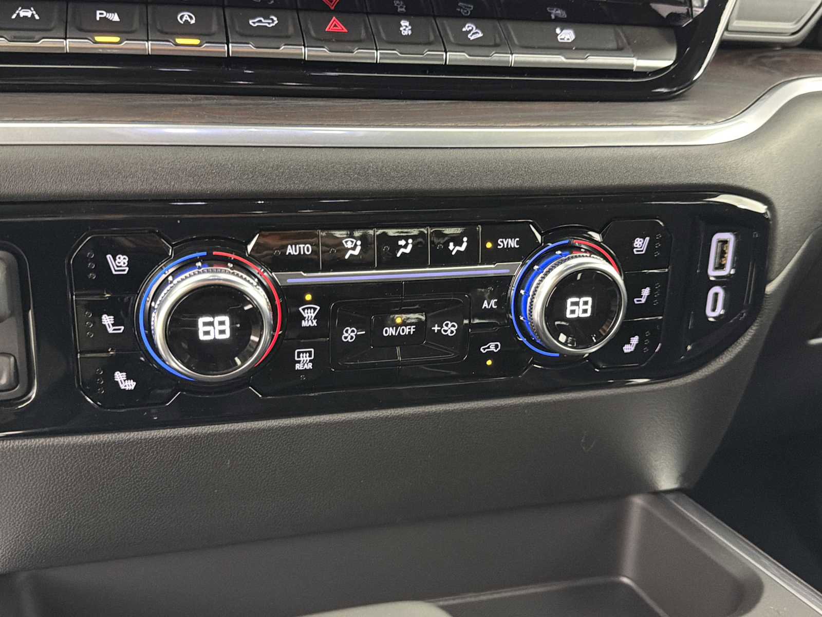 New 2026 GMC Sierra 1500 SLT w/ SLT Premium Plus Package AWD/4WD image 60