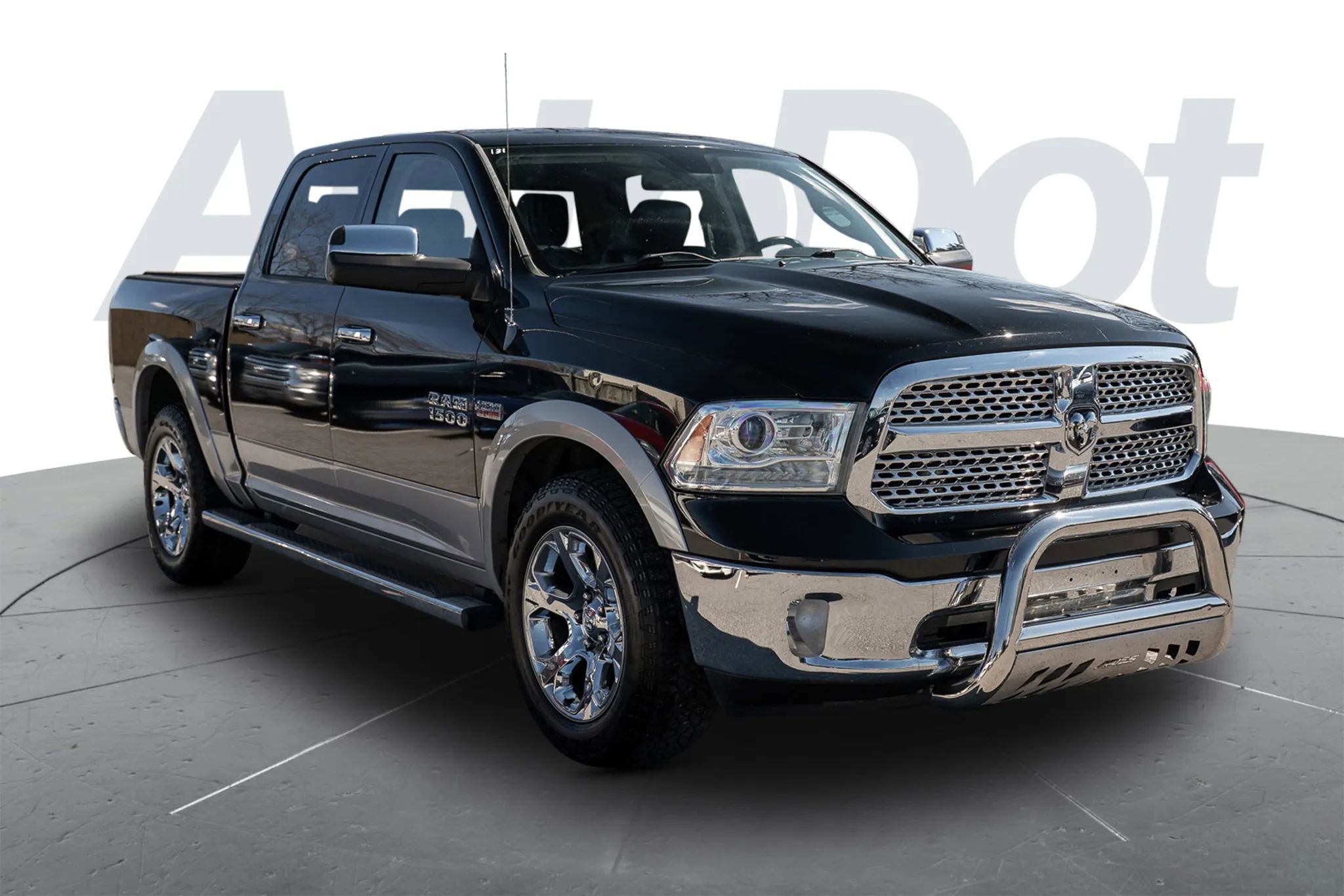 Used 2013 RAM 1500 Laramie w/ Convenience Group image 4
