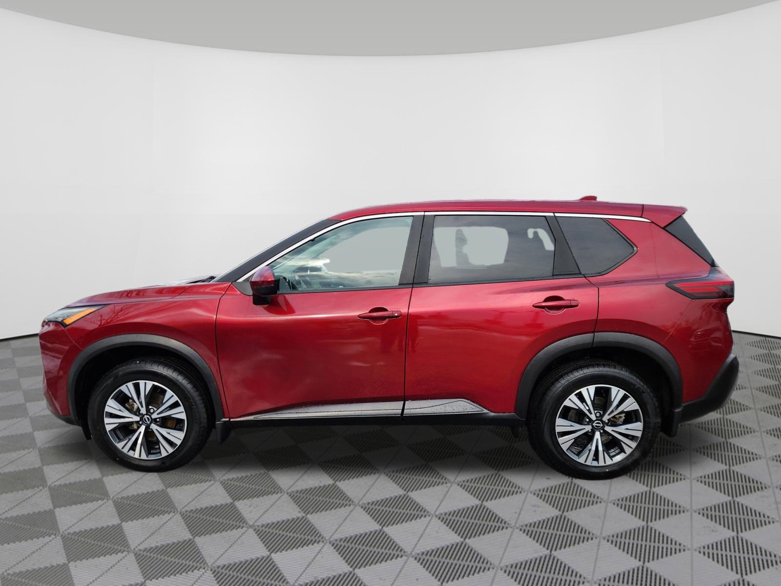 Used 2023 Nissan Rogue SV image 5