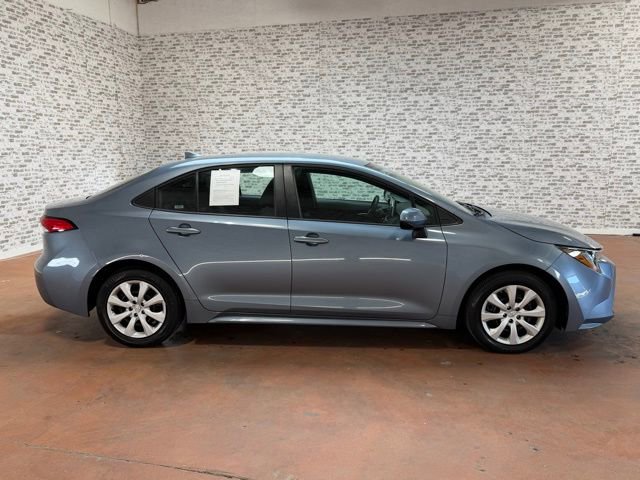 Used 2020 Toyota Corolla LE FWD image 6