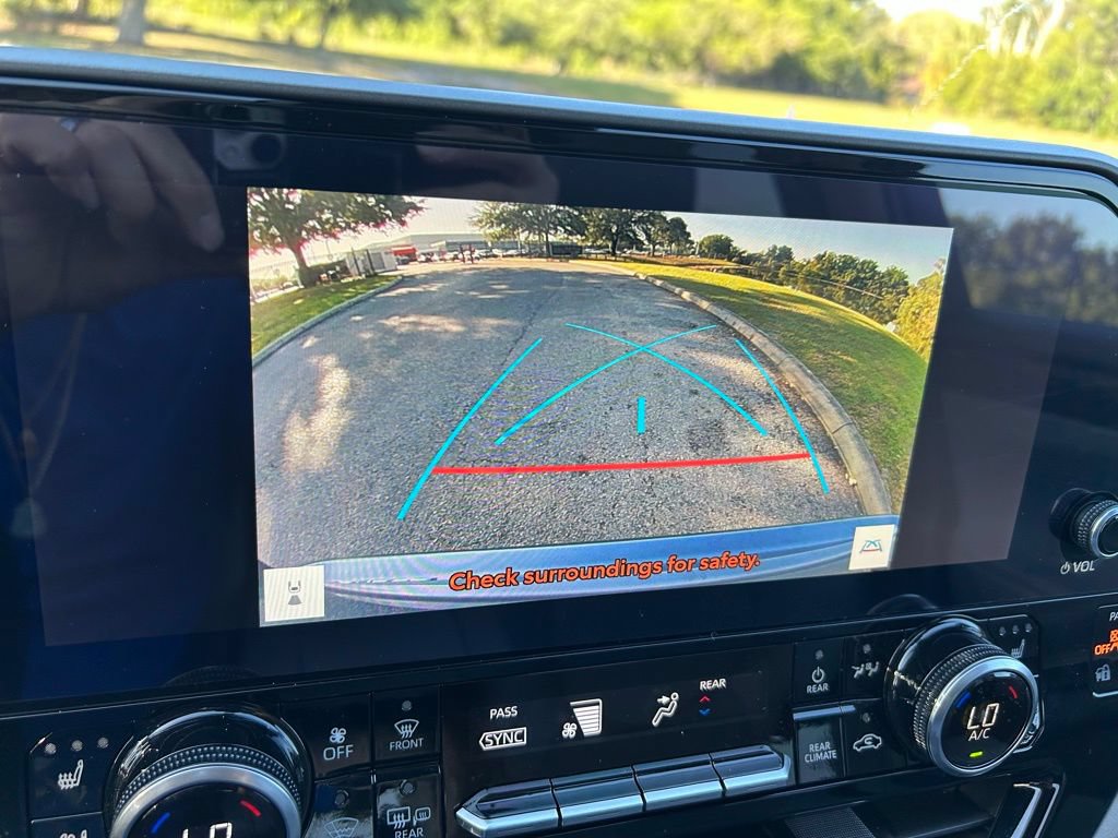 Used 2023 Toyota Highlander Limited FWD image 27