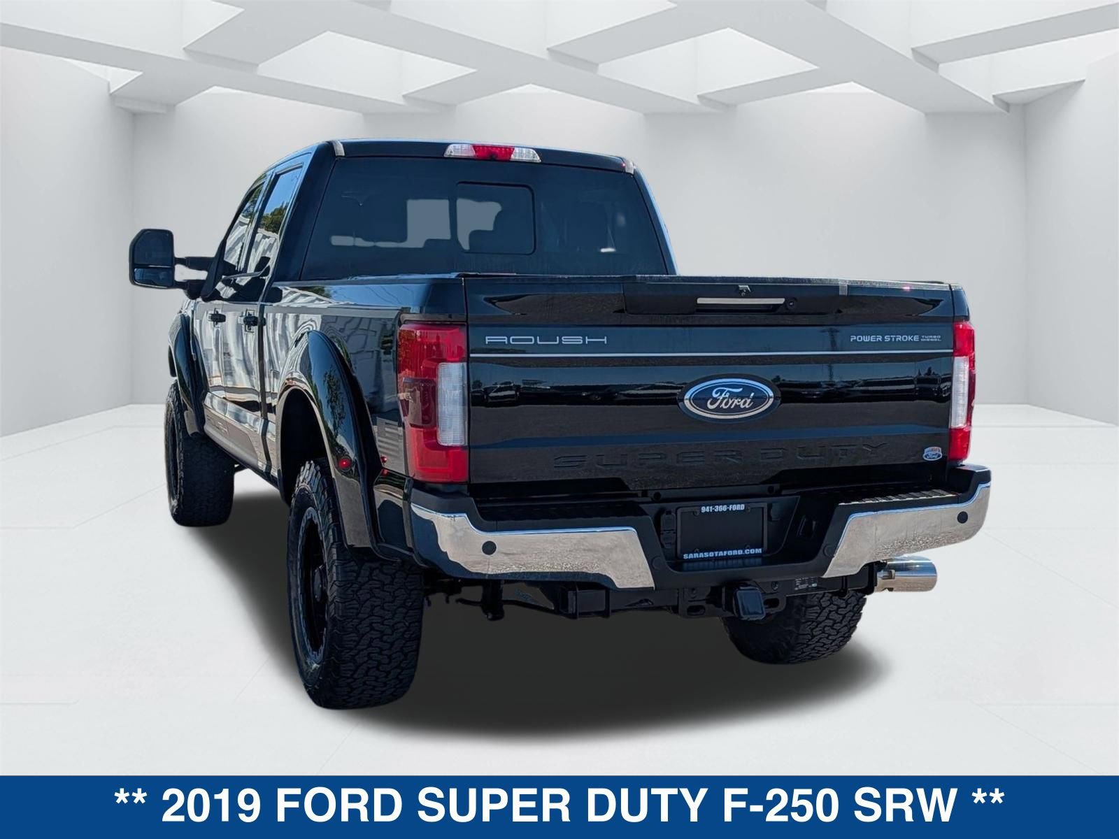 Used 2019 Ford F250 Lariat w/ Lariat Ultimate Package AWD/4WD image 6