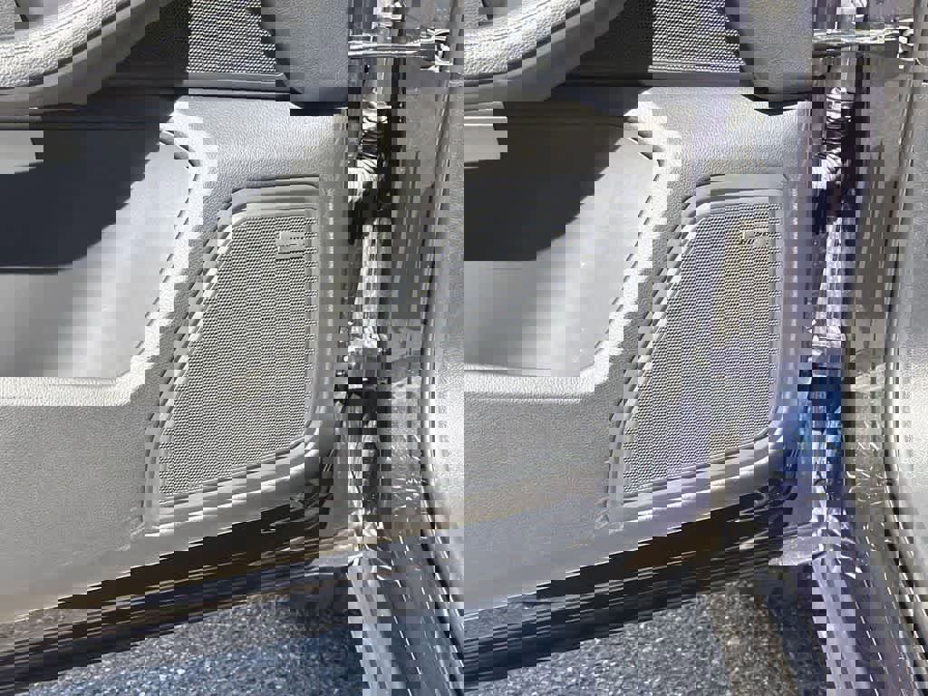 Used 2022 Porsche Macan image 25