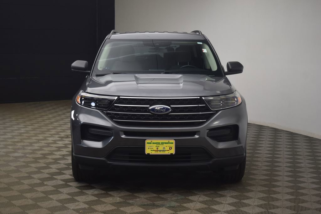 Used 2022 Ford Explorer XLT AWD/4WD image 23
