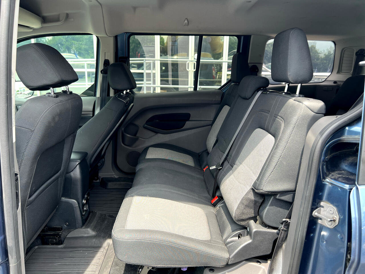 Used 2020 Ford Transit Connect XL image 10
