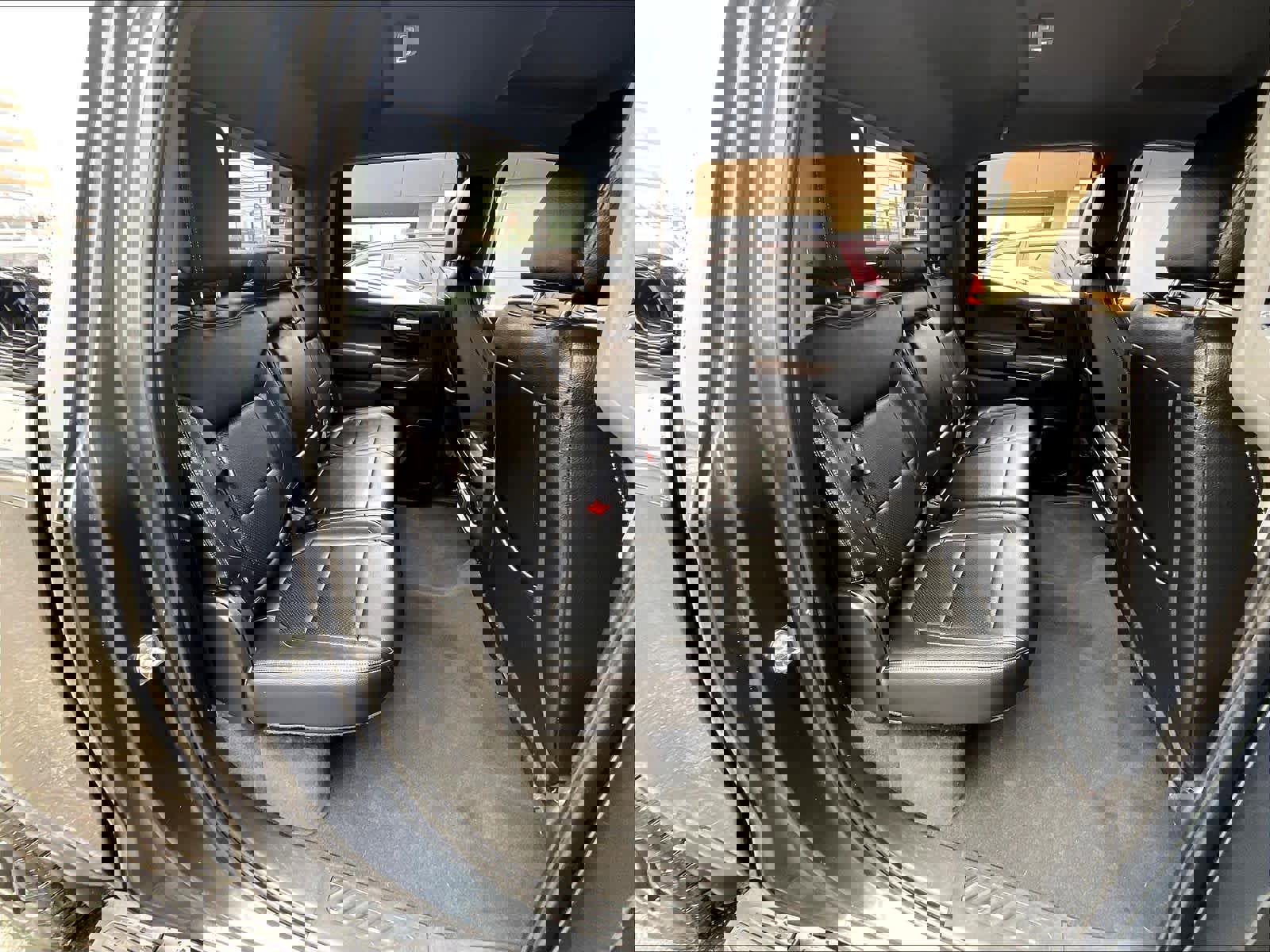 Used 2021 Chevrolet Silverado 1500 LT Trail Boss w/ Convenience Package II AWD/4WD image 16