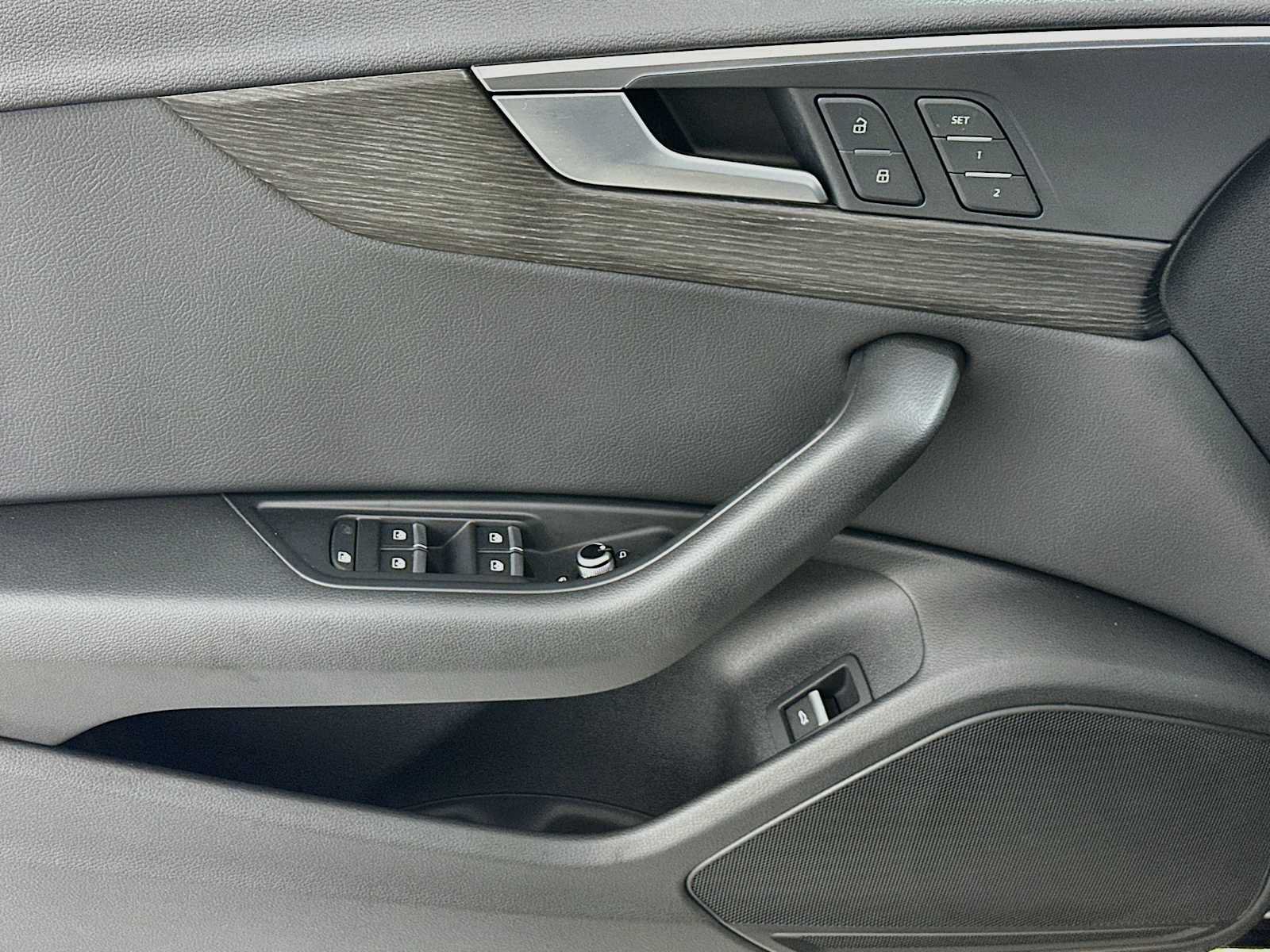 Used 2019 Audi A4 2.0T Premium FWD image 16