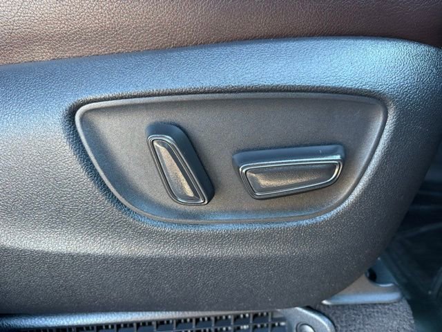 Used 2021 Toyota Sienna Platinum image 27