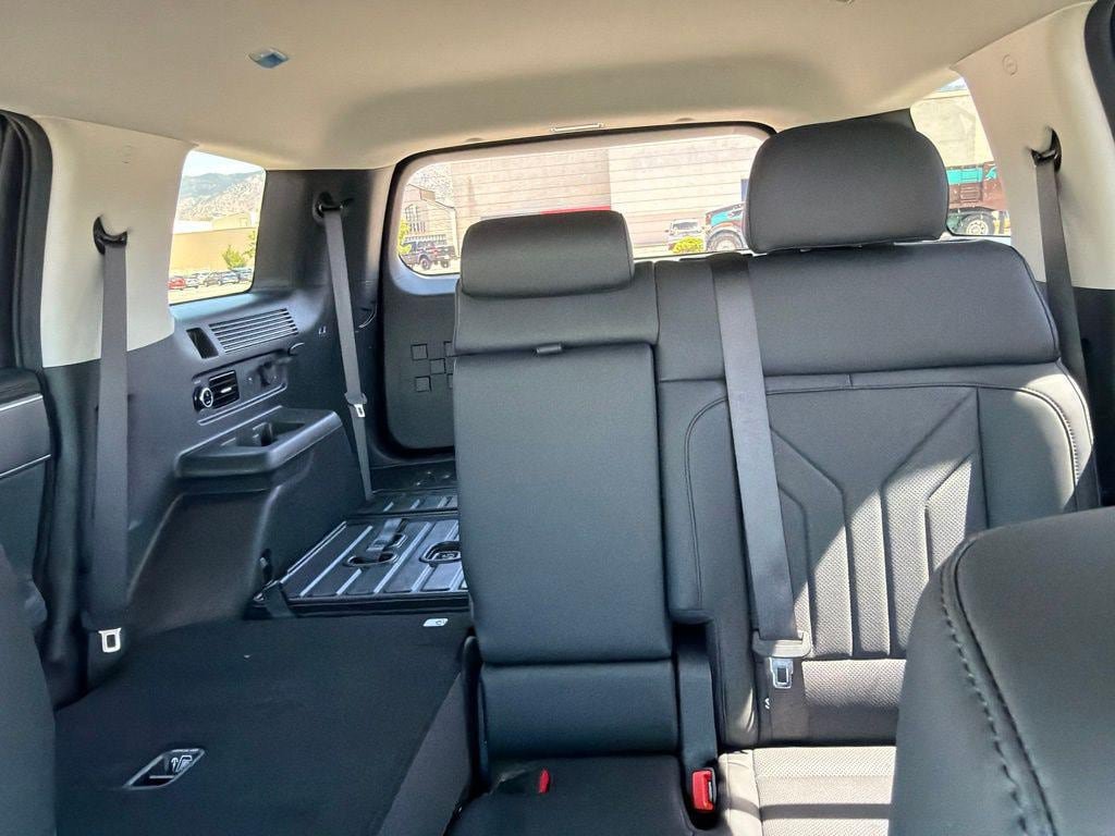 New 2026 Hyundai Santa Fe XRT AWD/4WD image 31