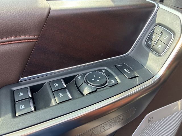 New 2026 Ford F250 King Ranch w/ FX4 Off-Road Package image 18