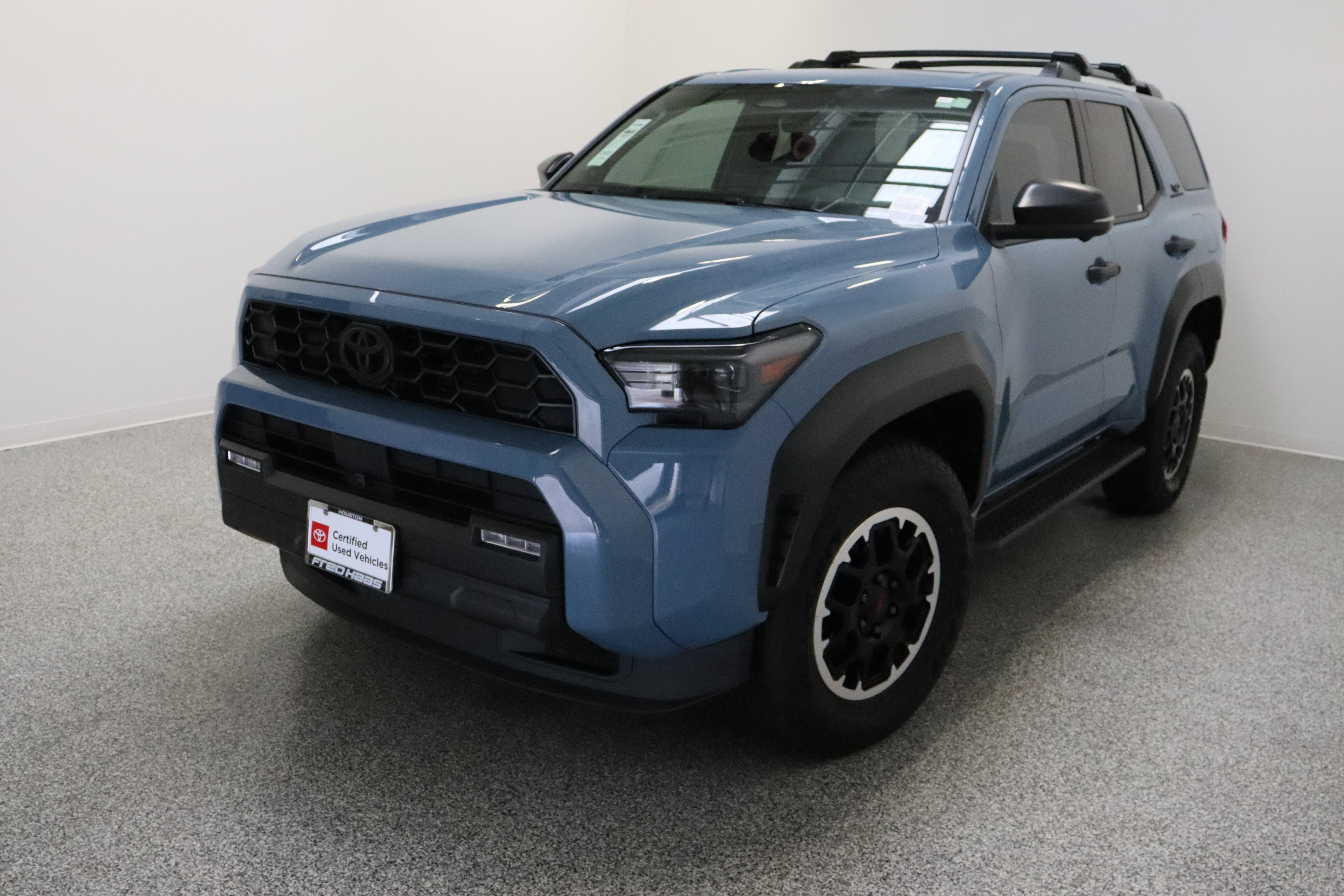 Certified 2025 Toyota 4Runner TRD Off-Road Premium w/ Tow Technology Package image 2
