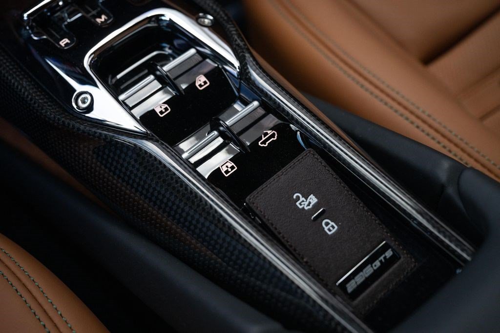 Used 2025 Ferrari 296 GTS RWD image 46