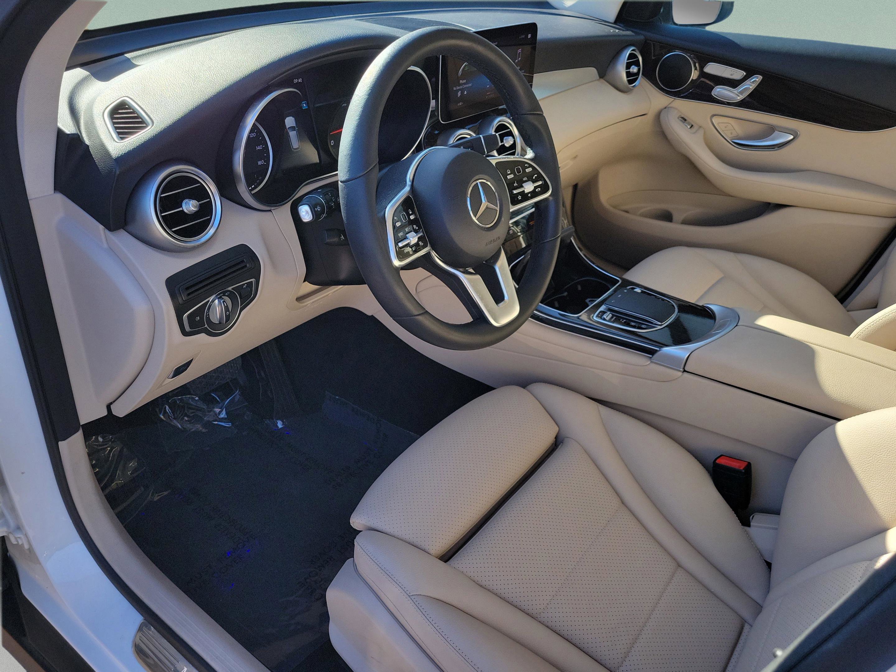 Certified 2022 Mercedes-Benz GLC 300 image 22