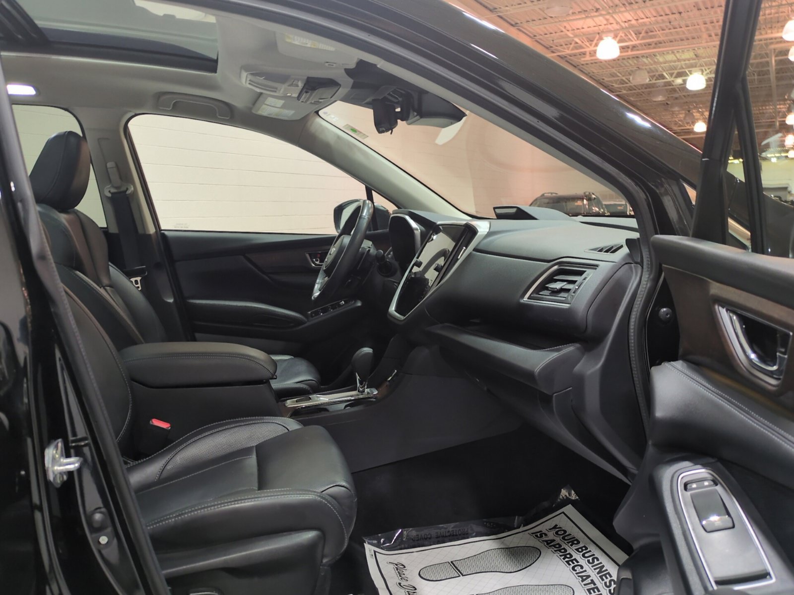 Used 2024 Subaru Ascent Touring AWD/4WD image 9