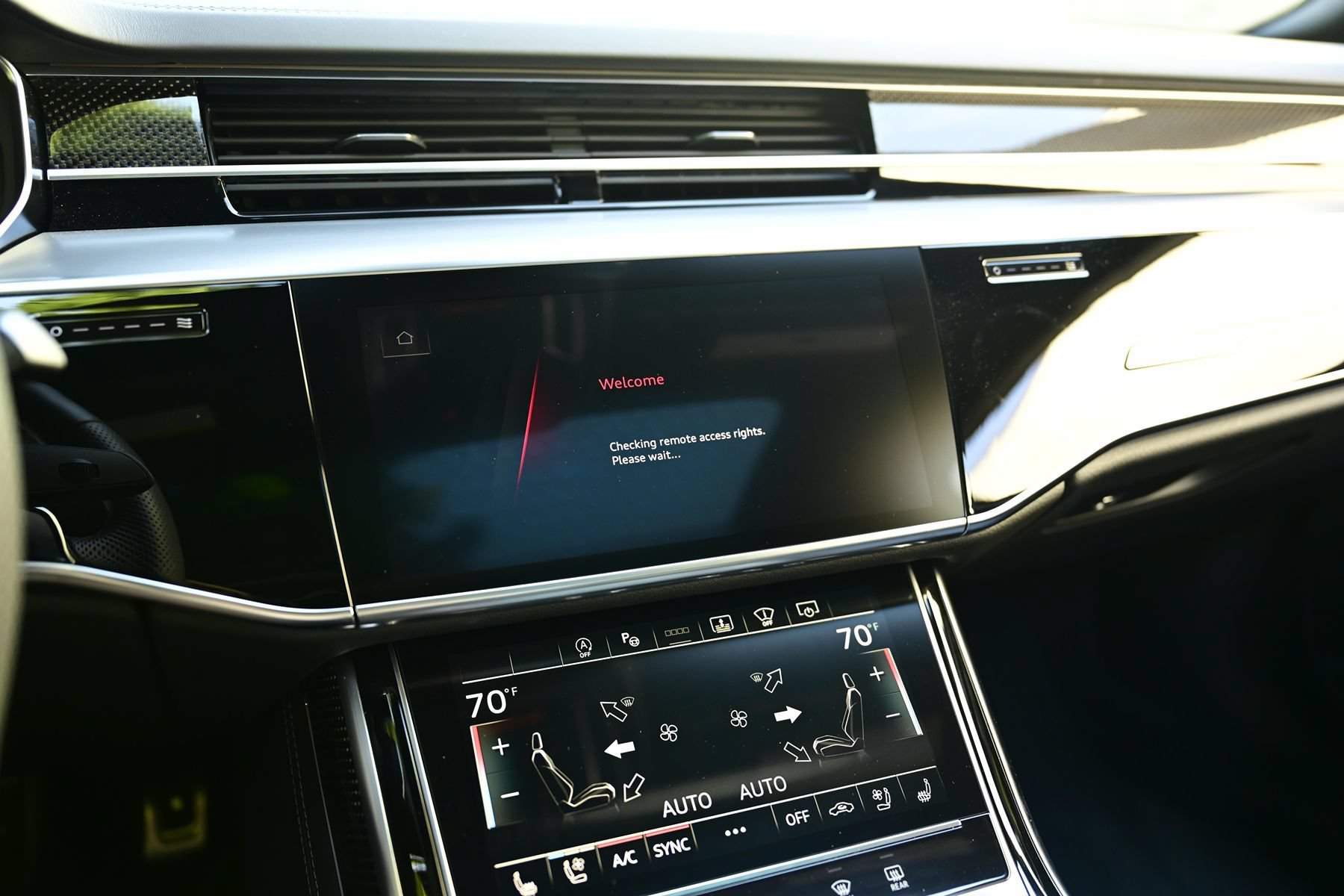 Used 2025 Audi S8 w/ Executive Package AWD/4WD image 13