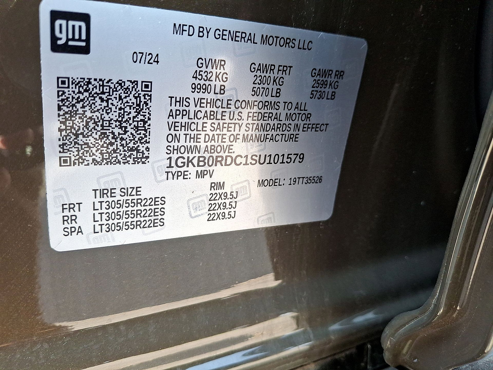 New 2025 GMC Hummer EV 3X w/ LPO, Cargo Utility Package AWD/4WD image 18