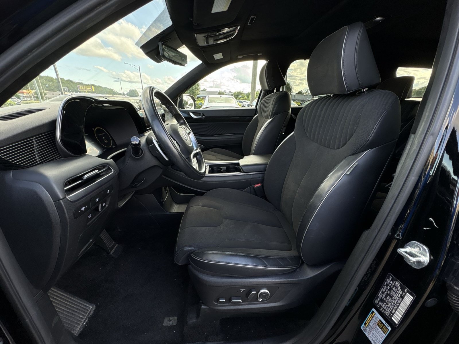 Certified 2024 Hyundai Palisade Calligraphy AWD/4WD image 13