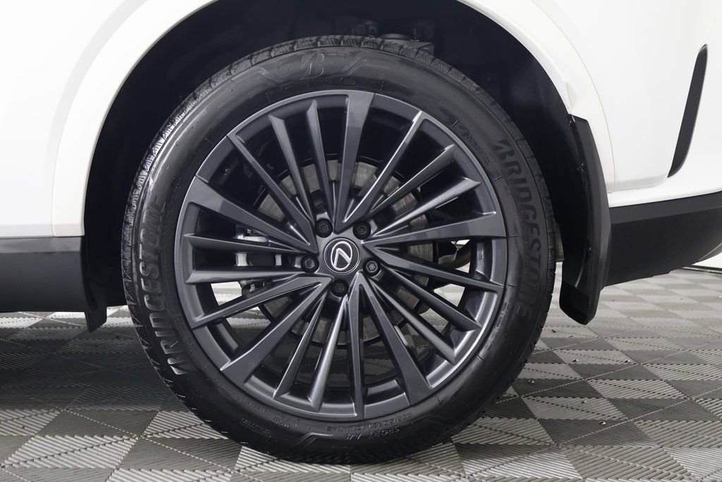 Certified 2025 Lexus RX 350h image 16