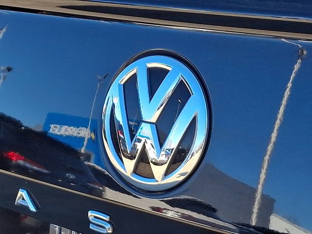 Used 2020 Volkswagen Passat 2.0T SEL FWD image 31