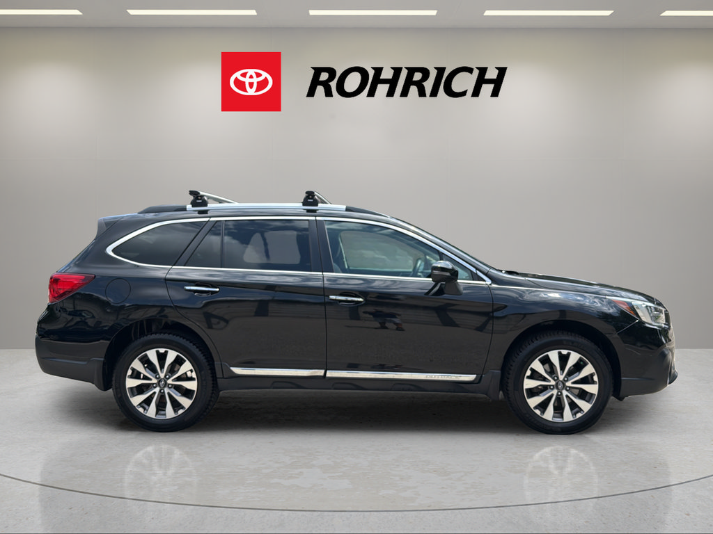 Used 2018 Subaru Outback 2.5i Touring w/ Popular Package #3 AWD/4WD image 5