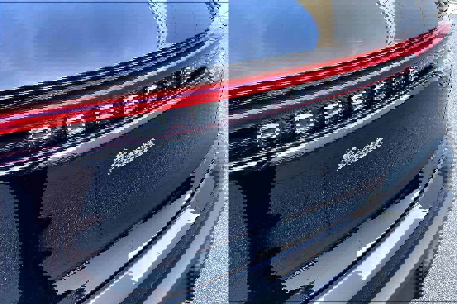 Used 2022 Porsche Macan image 30