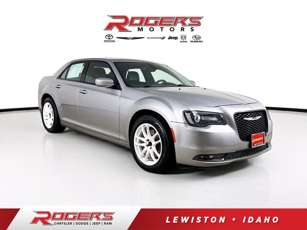 Used 2016 Chrysler 300 S AWD/4WD image 1