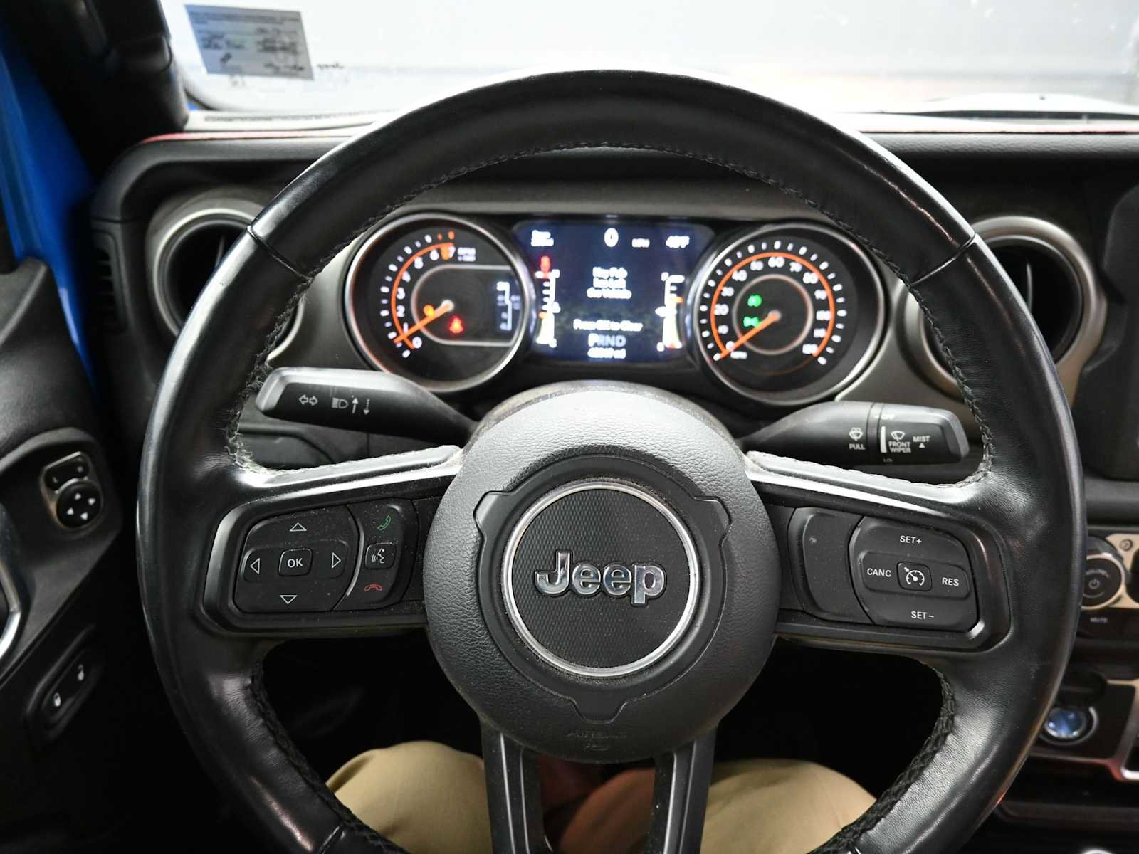 Used 2021 Jeep Gladiator Sport image 11