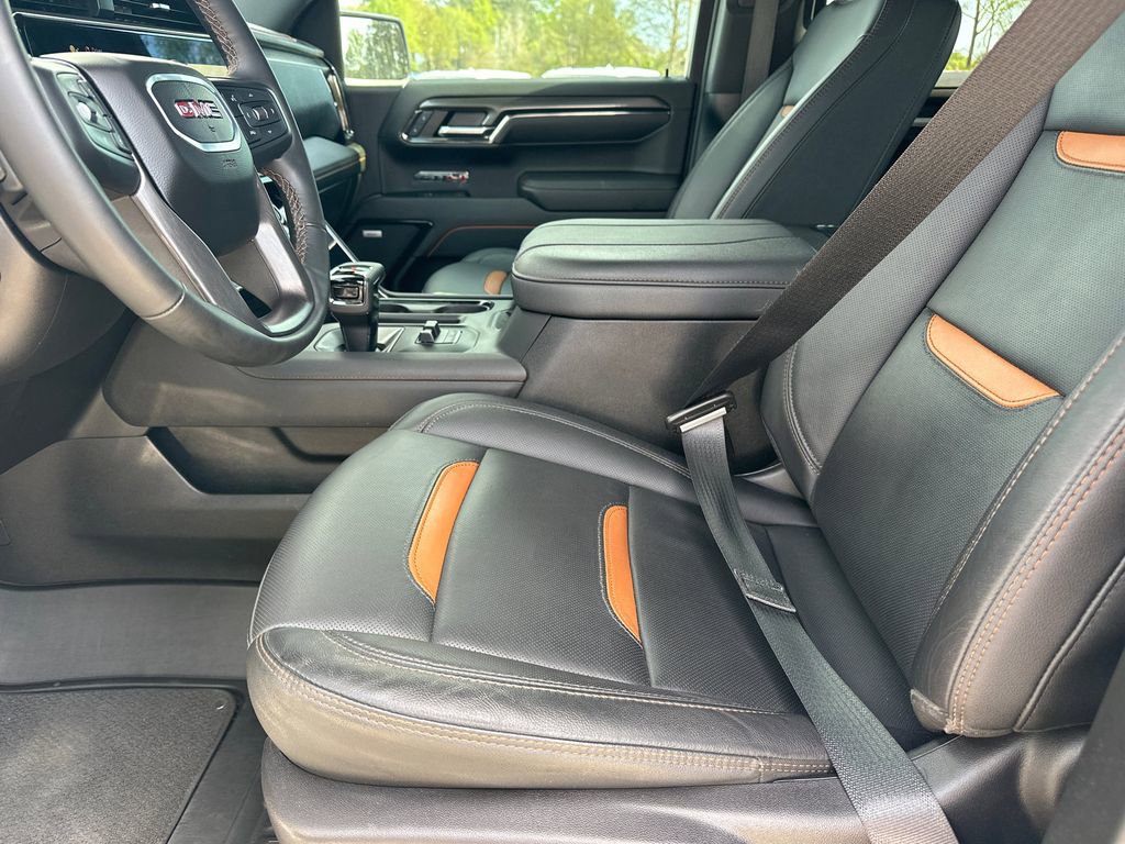 Used 2024 GMC Sierra 1500 AT4 w/ Technology Package image 10
