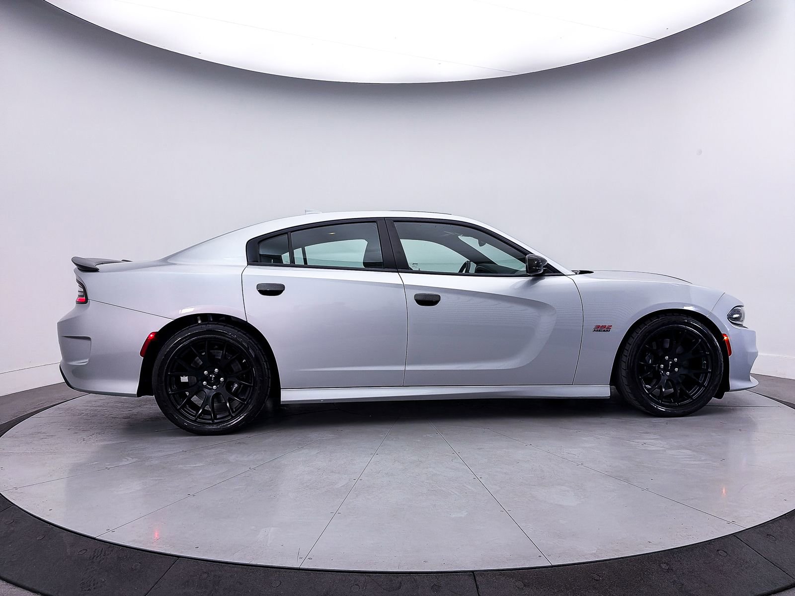 Used 2022 Dodge Charger Scat Pack RWD image 42