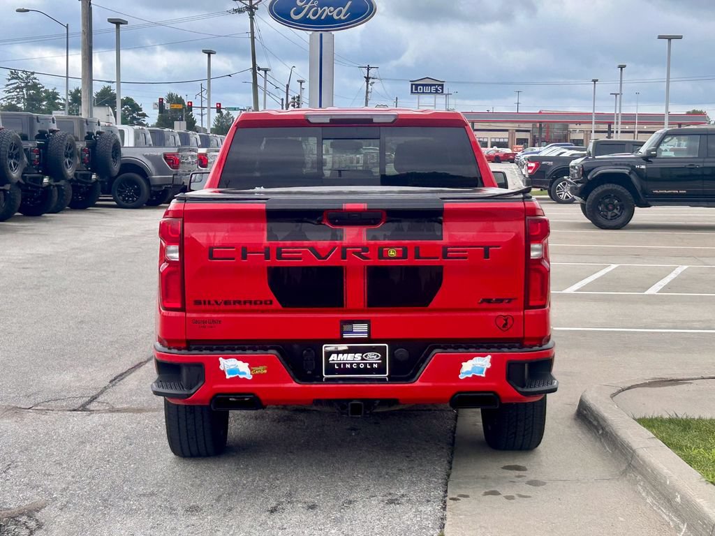 Used 2021 Chevrolet Silverado 1500 RST w/ Rally Edition AWD/4WD image 5