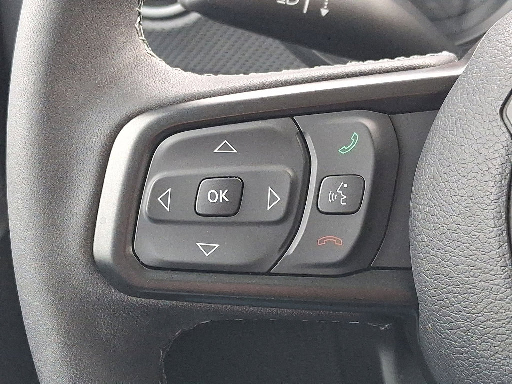 Used 2025 Jeep Wrangler Unlimited Rubicon w/ Safety Group image 17