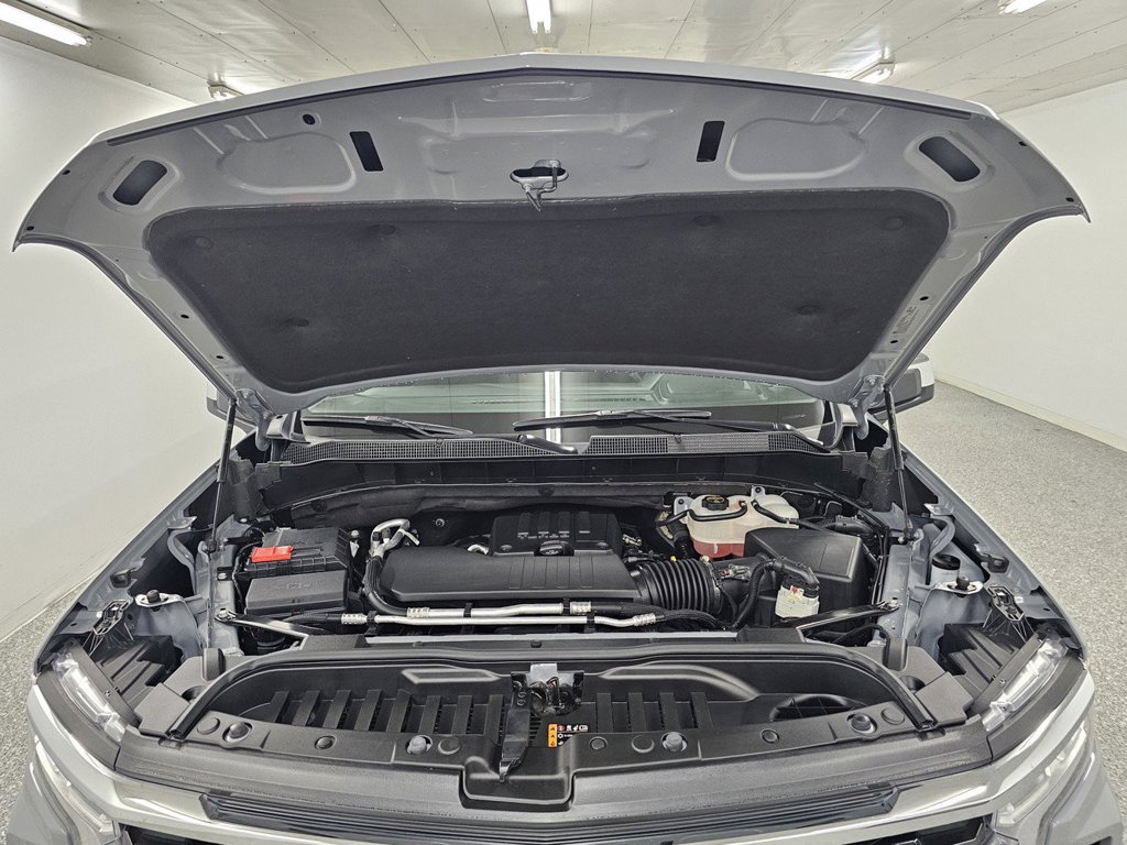 Used 2024 Chevrolet Silverado 1500 LT AWD/4WD image 12