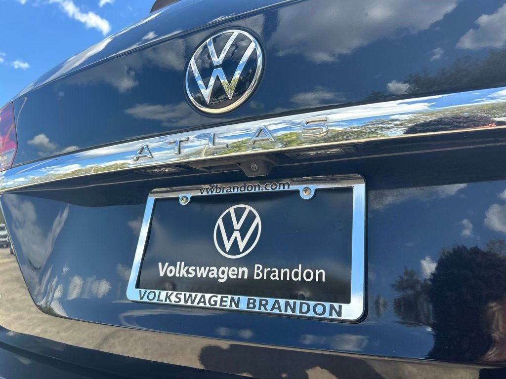 Certified 2023 Volkswagen Atlas SE image 42