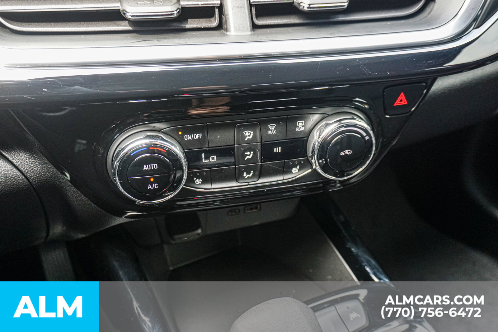Used 2025 Chevrolet Trax RS w/ Driver Confidence Package FWD image 43