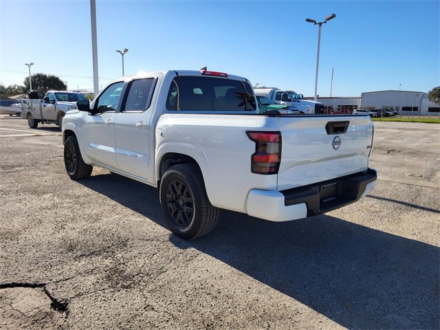 Used 2023 Nissan Frontier SV image 15