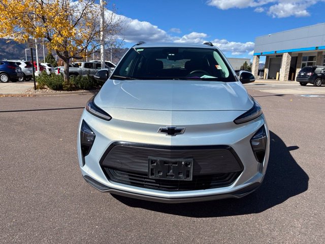 Used 2023 Chevrolet Bolt EUV LT w/ Driver Confidence Package FWD image 2