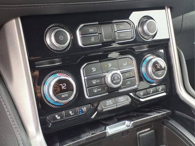 Used 2023 GMC Yukon Denali AWD/4WD image 8
