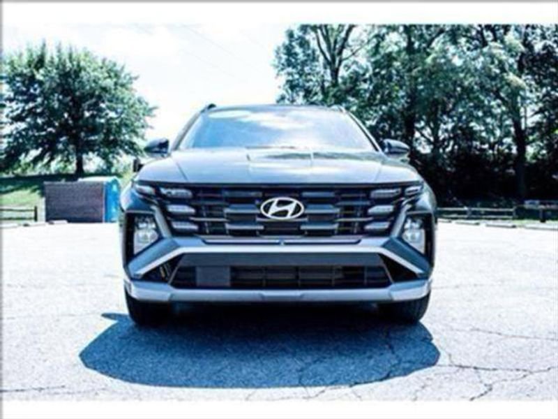 New 2025 Hyundai Tucson SEL image 2
