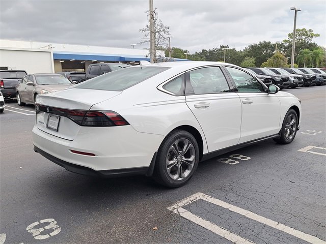 Certified 2023 Honda Accord EX image 6