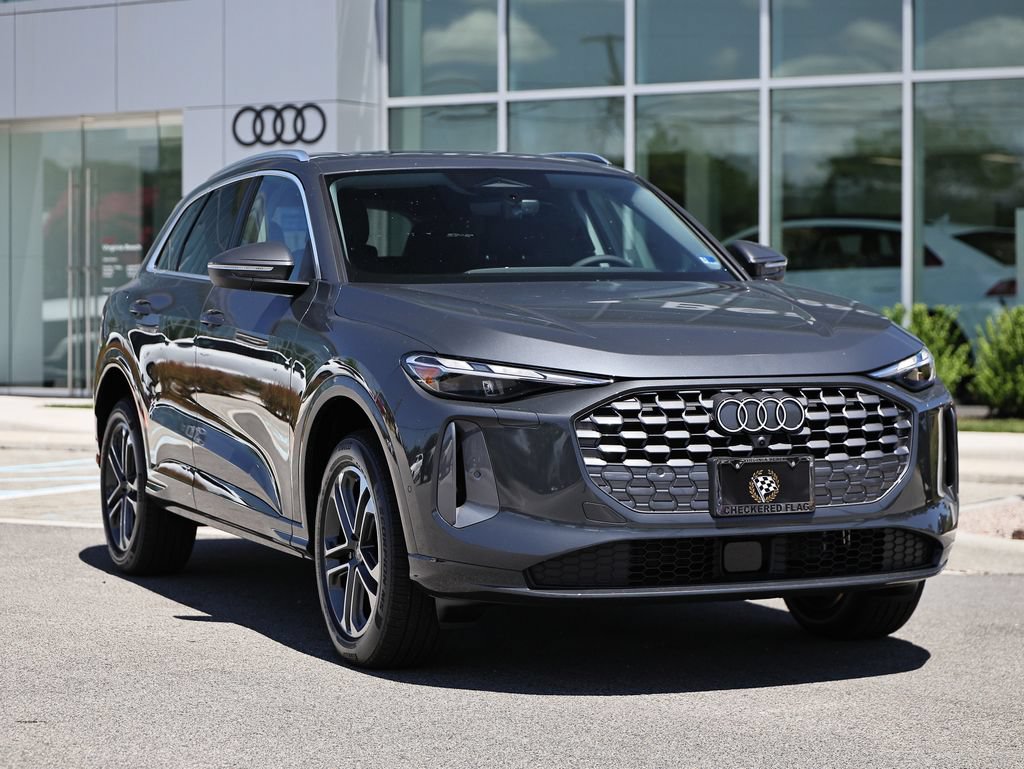 New 2026 Audi Q5 Premium AWD/4WD image 2