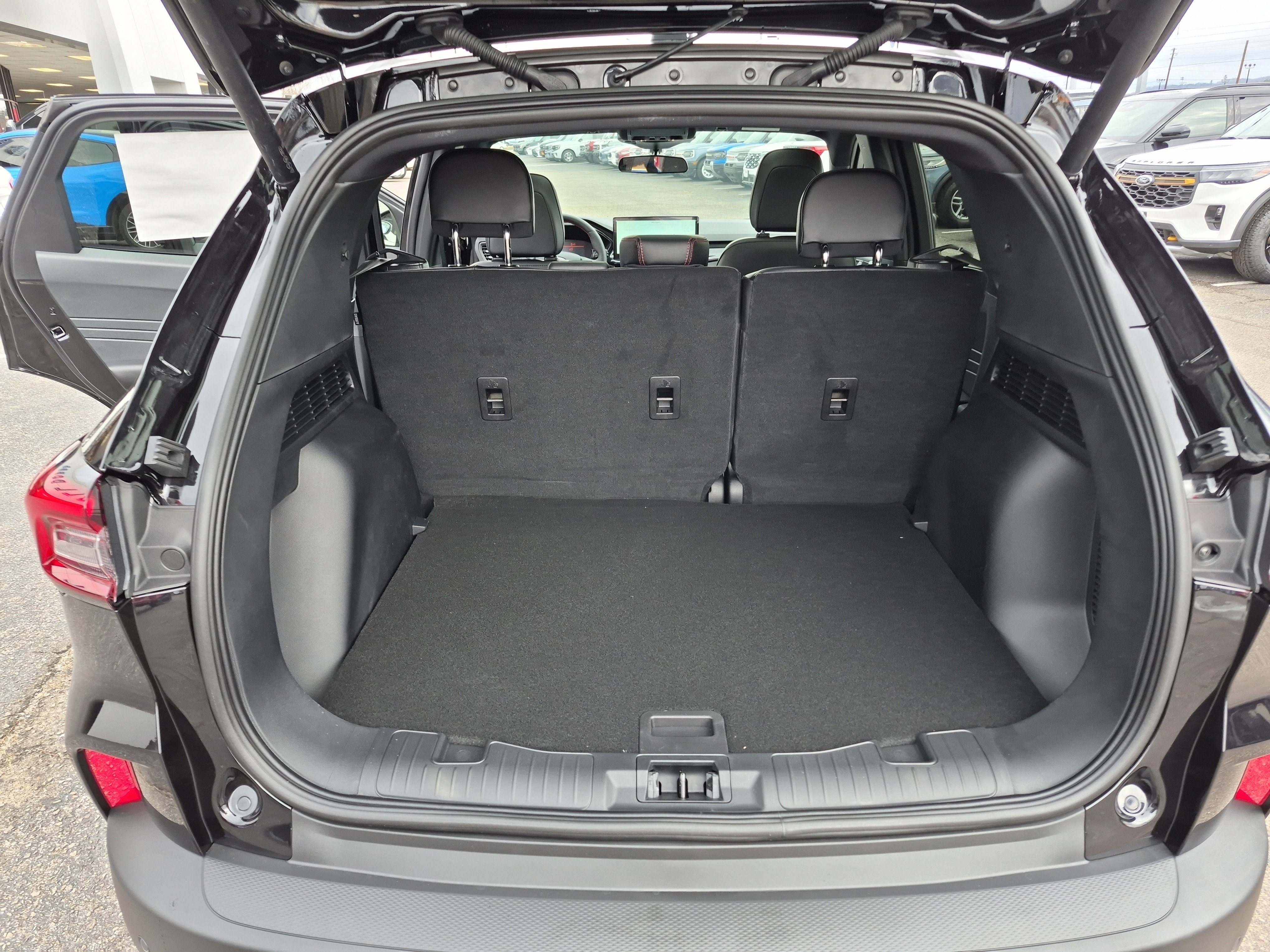 New 2026 Ford Escape ST-Line w/ Tech Pack #1 image 17