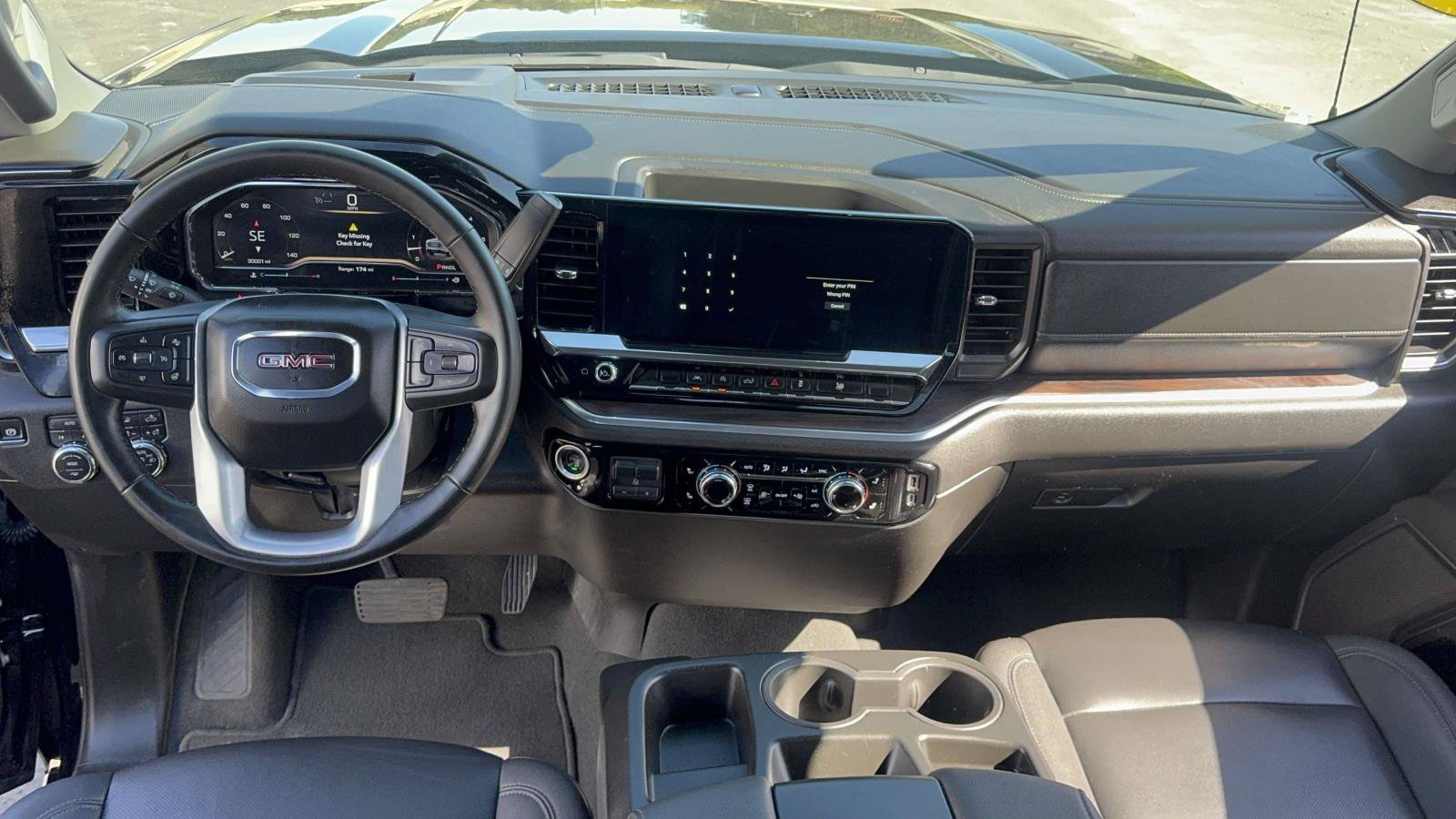 Used 2025 GMC Sierra 1500 SLT AWD/4WD image 13