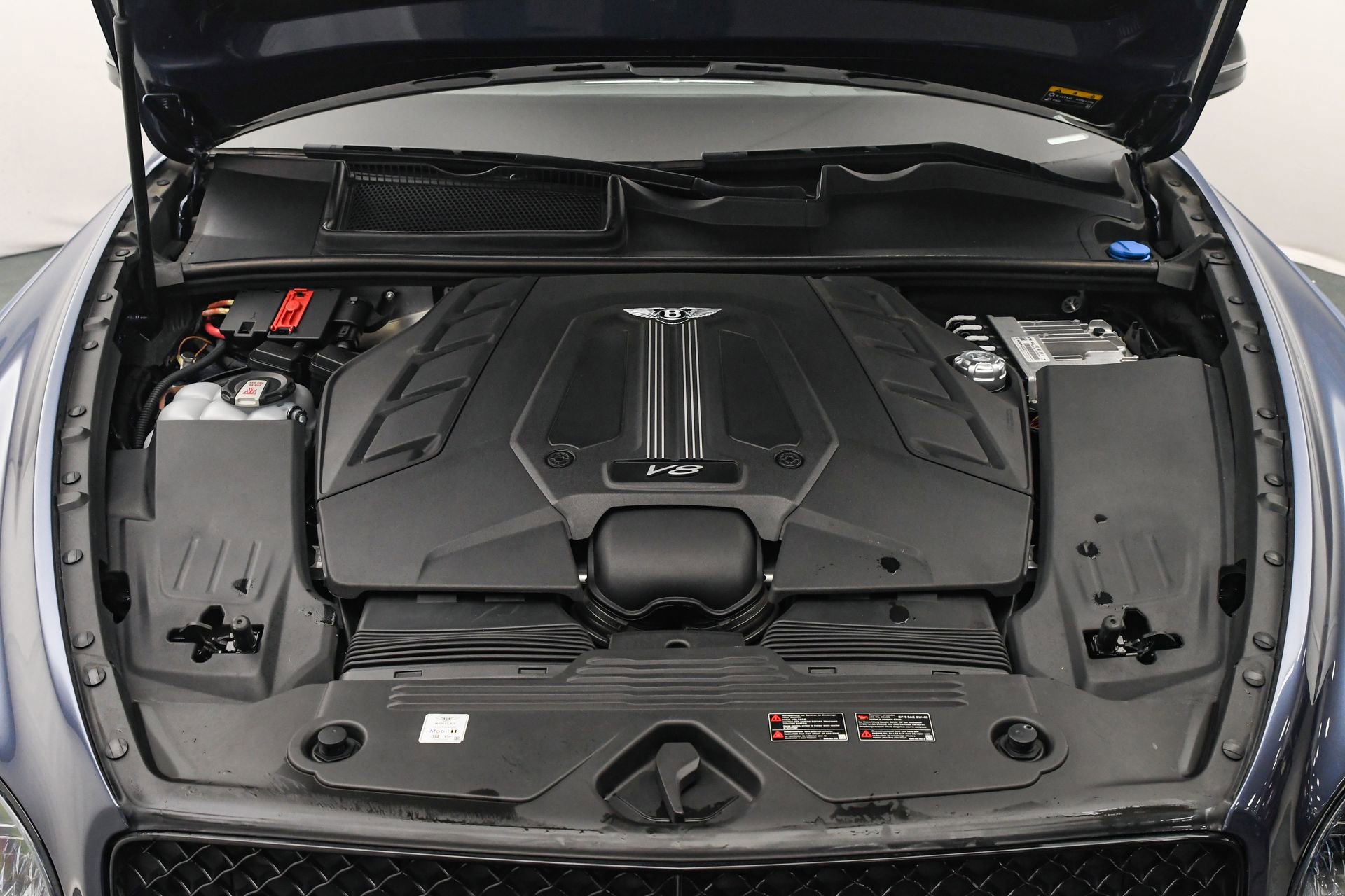 Used 2022 Bentley Bentayga S image 31