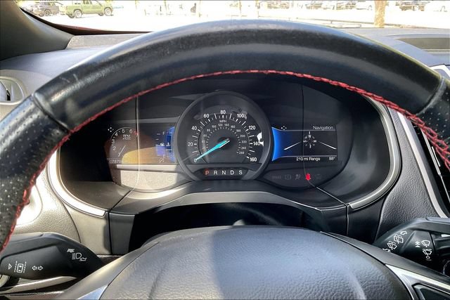 Used 2021 Ford Edge ST-Line FWD image 17
