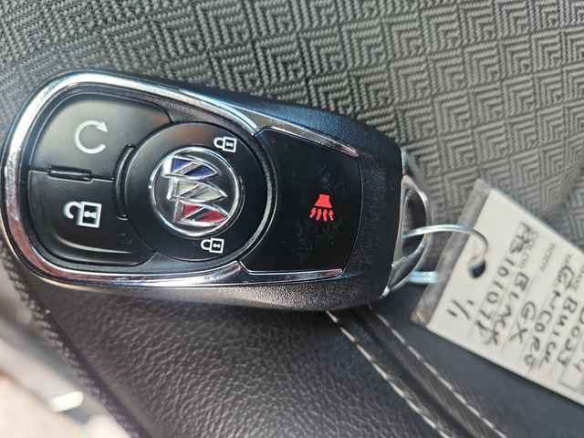 Used 2023 Buick Encore GX Preferred w/ Cold Weather Comfort Package FWD image 29